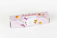 Load image into Gallery viewer, Set of 5 Heart Shaped Shower Steamers Package - in a Gift Box - Can be personalized - Peakly