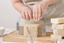 Load image into Gallery viewer, 2x Natural Handmade Soap Bar, Pink Grapefruit Soap - Peakly