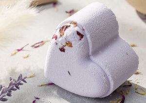 Set of 5 Heart Shaped Shower Steamers Package - in a Gift Box - Can be personalized - Peakly