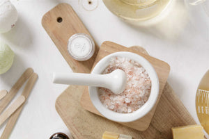 CBD Natural Eucalyptus Bath Salts with CBD, Calming and relaxing (THC free) - Peakly