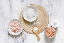 Load image into Gallery viewer, Natural Eucalyptus Bath Salts - Peakly

