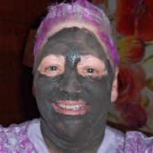 Load image into Gallery viewer, Organic Dead Sea Mud Mask With Bentonite Clay - Exfoliate &amp; Rejuvenate - Peakly
